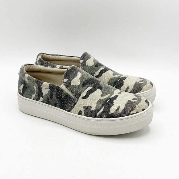 Steve Madden Gills Platform Sneaker Camo Canvas Slip On Comfort - Picture 1 of 10